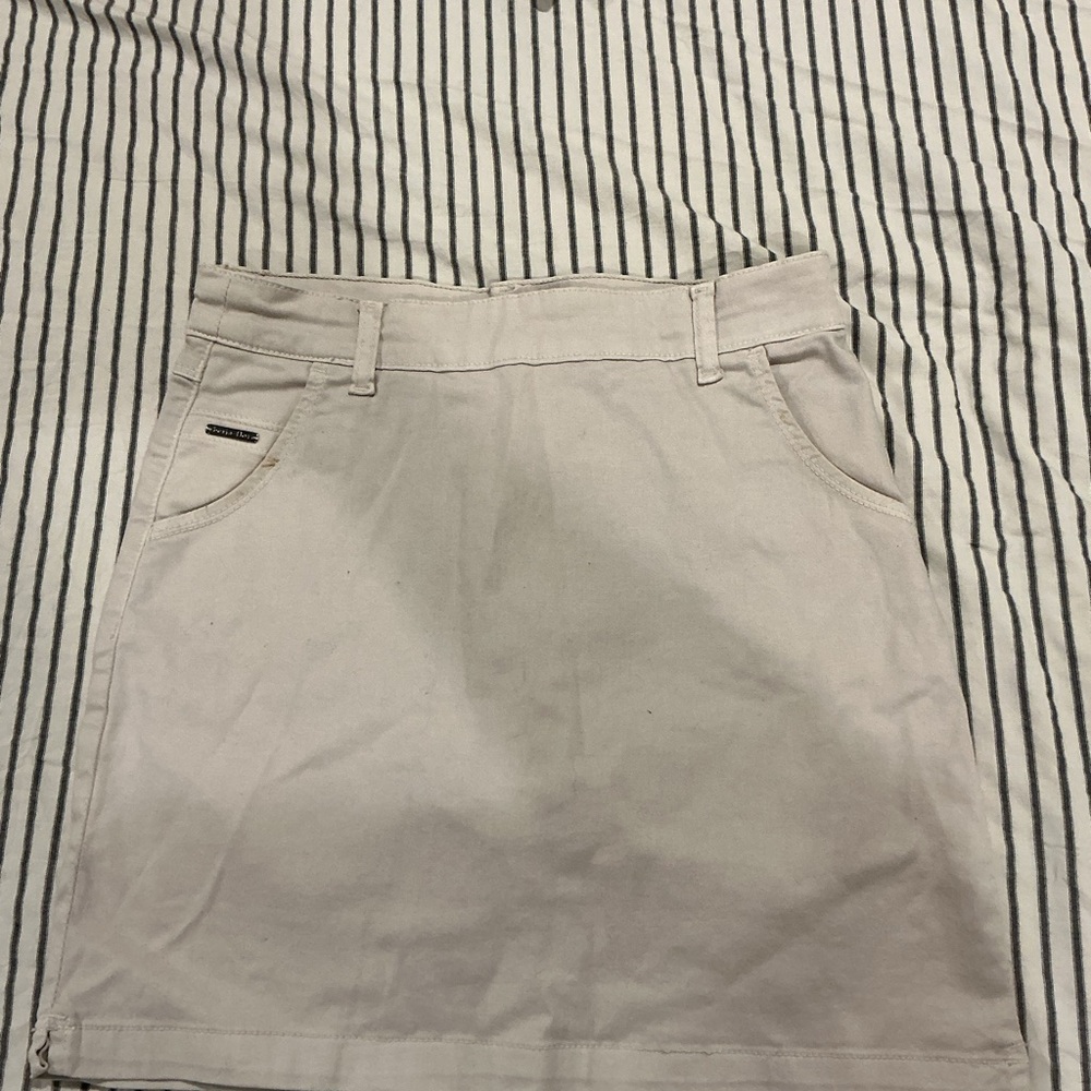 Beija Flor Cream Mini Skirt with Pockets
